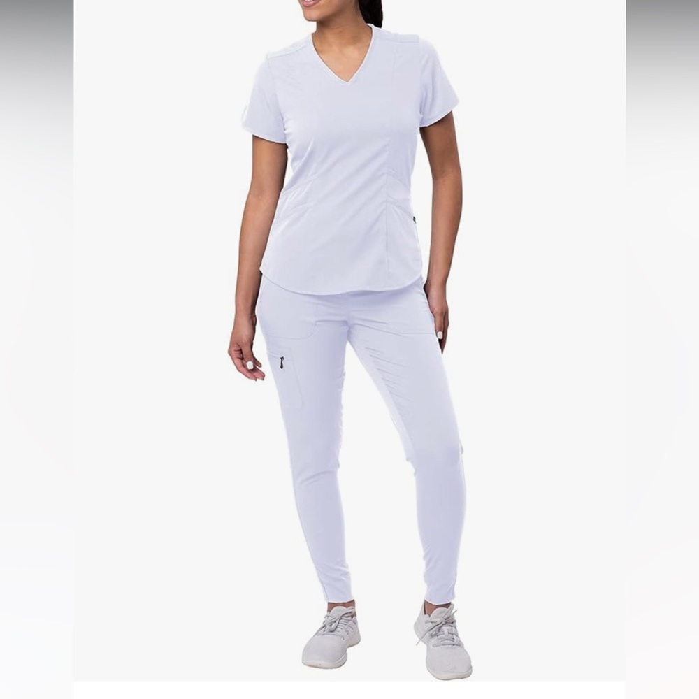 Adar pro White Scrub Set Size Small